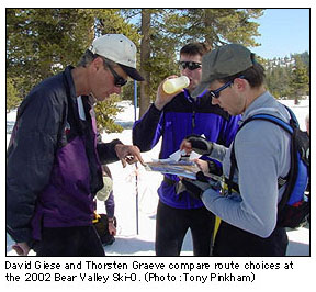 David Giese and Thorsten Graeve compare route choices at 
the 2002 Bear Valley Ski-O.